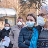 Opatření kvůli koronaviru pokračují, do nemocnic odteď jen s akutními problémy a přes třídící místa